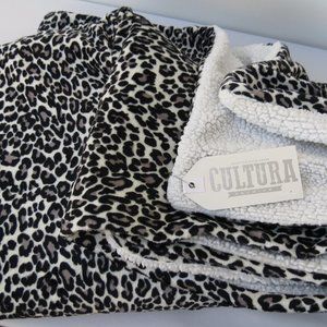 Leopard Faux Fur Throw, Super Soft, Large, Machine Washable